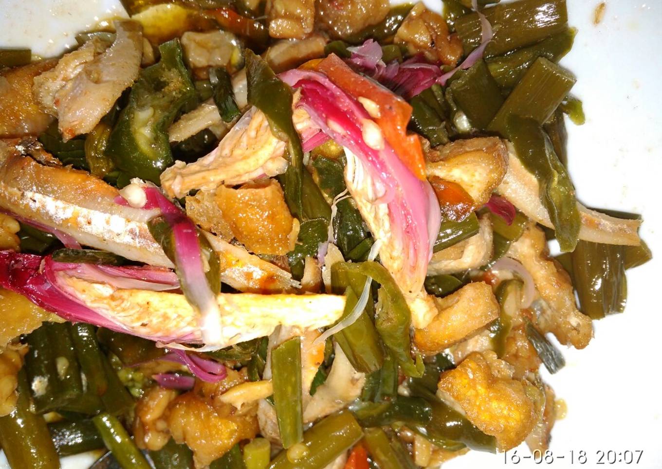 Tempe,tahu,teri masak combrang