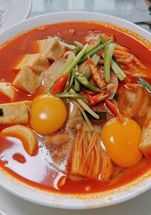 รูปของ ซุปเต้าหู้อ่อนกิมจิเกาหลี 🇰🇷🥘