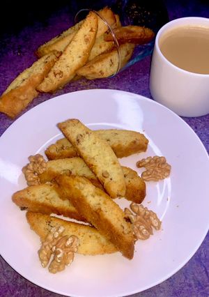 வால்நட் பிஸ்காட்டி (Walnut biscotti recipe in tamil) செய்முறை முக்கிய புகைப்படம்