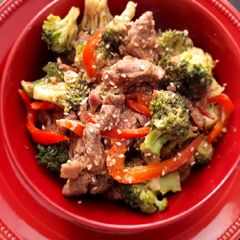 A picture of Sesame beef with brocolli.