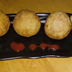 A picture of Green peas croquettes.
