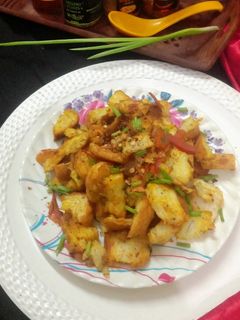 ब्रेड पोहा (Bread Poha recipe in Hindi) रेसिपी मुख्य फोटो
