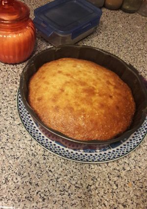 A picture of Yogurt Cake.