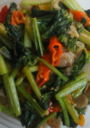 Foto resep Oseng sawi hijau pedaazz