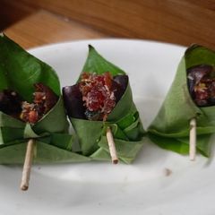 Dates paan bites A picture of Dates paan bites.
