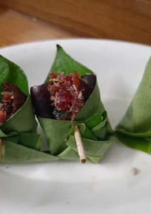 A picture of Dates paan bites.