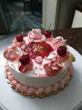 ફ્રેશ ચેરી અને પ્લમ કેક (Fresh Cherry and Plum Cake Recipe In Gujarati)