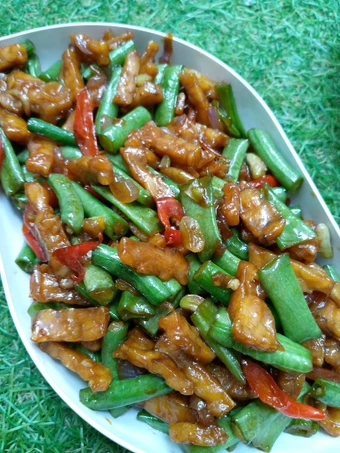 Cara Mudah Membikin Resep Tumis Kacang Panjang Tempe yang Sempurna Anti Ribet, Uenak Banget