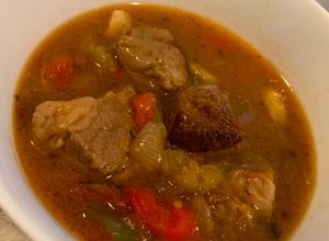 Una foto de Guiso de carne en 15 min