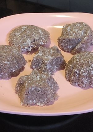 A picture of Poha idli/ Aval idli (Rice flakes idli).