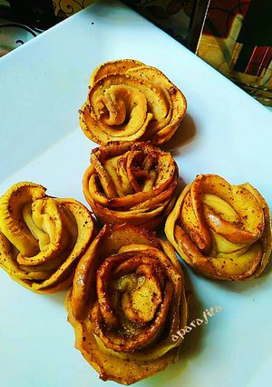 A picture of Baked Apple Rose Puff Pastry Cups.
