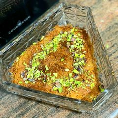 A picture of Kunafa (Turkish Dessert).