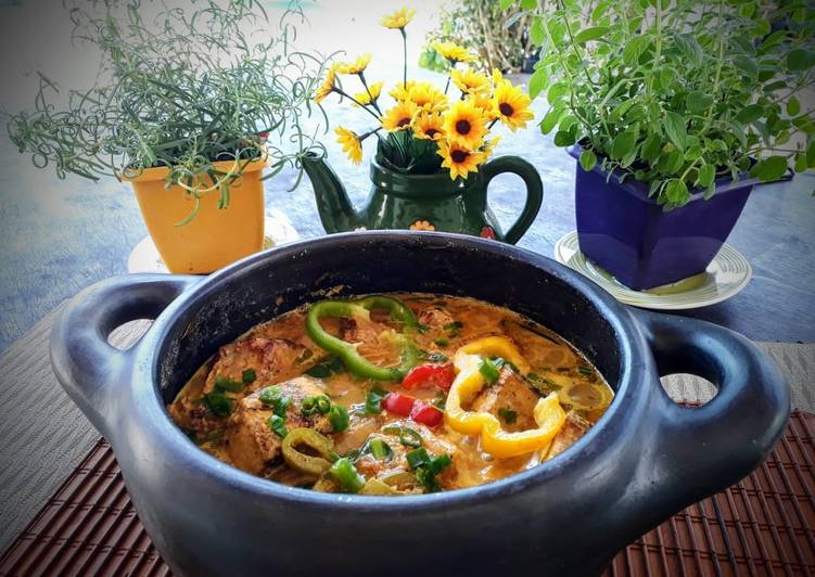 Moqueca de peixe na panela de barro - Tudogosreceitas