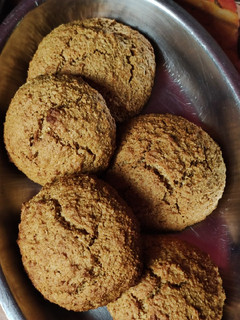 Una foto de Galletitas de avena con miel 🐝