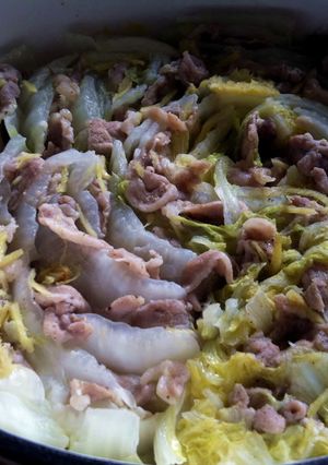 A picture of Layered Wombok & Pork.