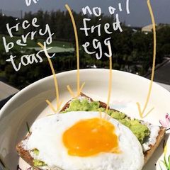 A picture of Happy Morning Toast 🍞🍳.