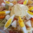 Ensalada de pasta con mayonesa y mostaza