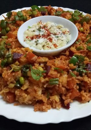 A picture of Veg beetroot pulao.