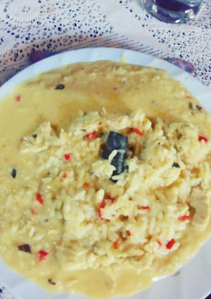 Una foto de Arroz caldoso de pollo