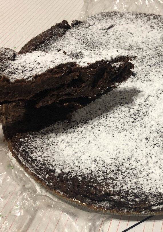 Una foto de Torta de chocolate y Dulce de leche sin TACC