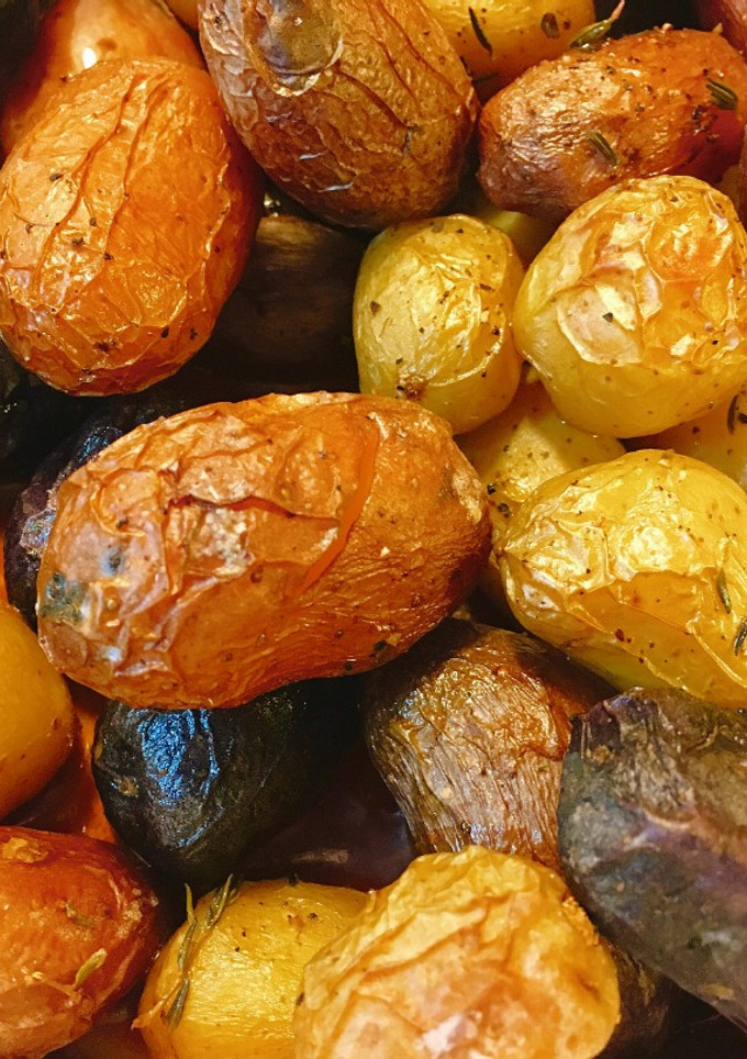 Una foto de Patatitas variadas de guarnición