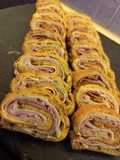 Rotolo di frittata farcito