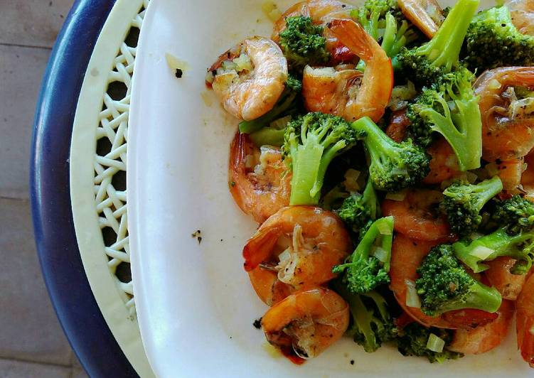 Langkah memasak Udang Brokoli Lada Hitam Lezat