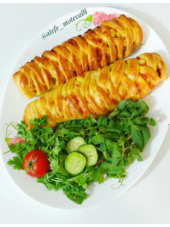 عکسی از دستور اشترودل گوشت و قارچ