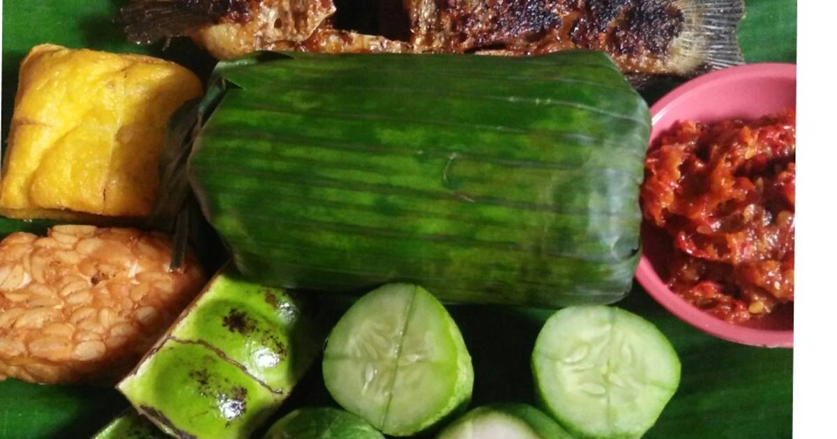 11 resep  nasi  timbel bakar  enak dan sederhana Cookpad