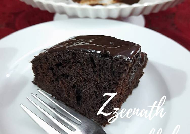 Steps to Prepare Super Quick Homemade Moist Dark Chocolate Mud Cake
