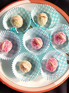 A picture of Coconut Milk powder ladoo !.