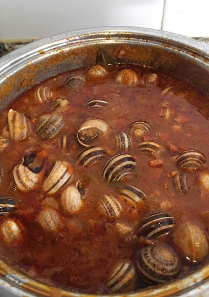 Una foto de Cargols amb salsa