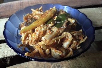 Langkah Mudah untuk Membuat Ayam suwir pedas Istimewa