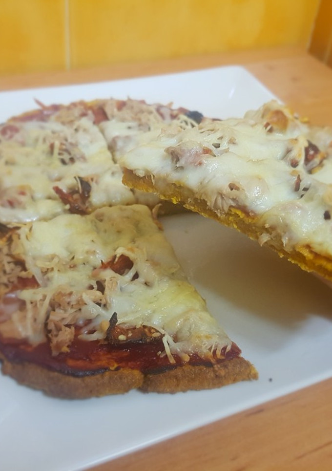 Una foto de Pizza con base de zanahoria