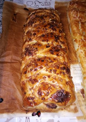 Una foto de Trenza de hojaldre con chocolate
