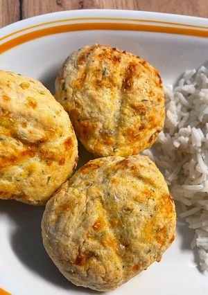 Kapros-sajtos csirke nuggets recept fotója