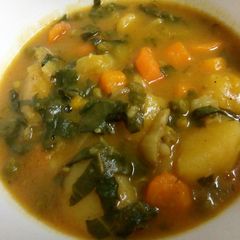 A picture of Potato, matoke and peas stew/soup.