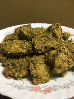 मेथी मुठिया (Methi muthiya recipe in hindi) रेसिपी मुख्य फोटो