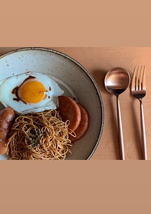 A picture of Simple Breakfastʕ·͡ᴥ·ʔ:Chinese Fried Noodle.