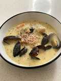 ซีฟู้ดชาวเดอร์ Seafood chowder