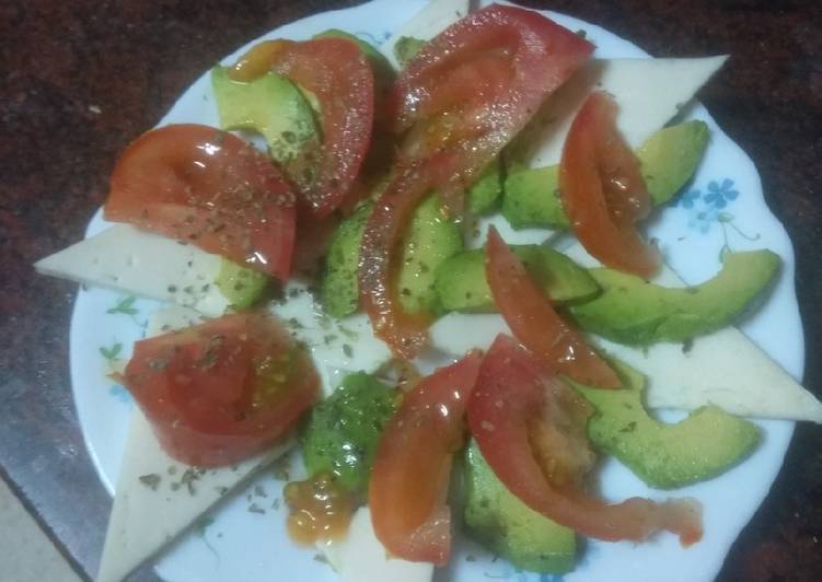 Ensalada caprese estilo canario express