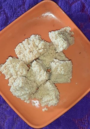 ক্ষীর ও ছানার বরফি(Kheer o chanar barfi recipe in Bengali) রেসিপির প্রধান ছবি