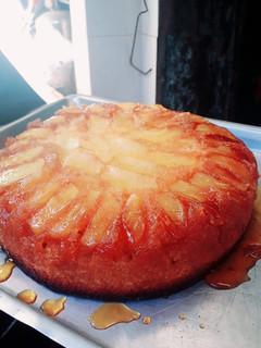 Una foto de Tarta de manzana invertida