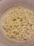 Coditos con romero y crema