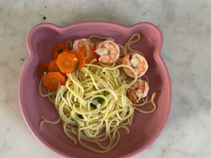 Langkah Mudah untuk Membuat Mie Kuah Udang Mpasi Anti Gagal