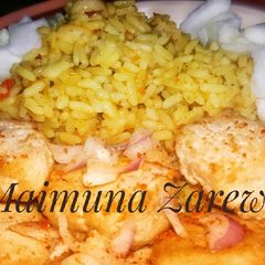 A picture of Curry rice and tufo (awara).