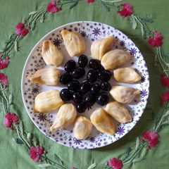 A picture of Black Plum Jackfruit Salad.