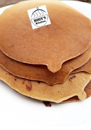 A picture of Coconut and chocolate pancakes.