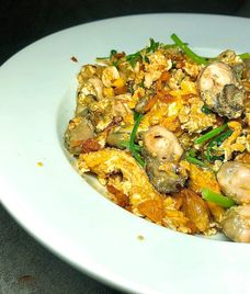 hàu sữa chiên trứng