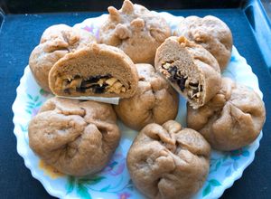 Hình của món Bánh bao nguyên cám gà nấm 🍄.